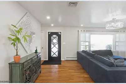 16 Canterbury Dr, Scotch Plains Township, NJ 07076 - Photo 3