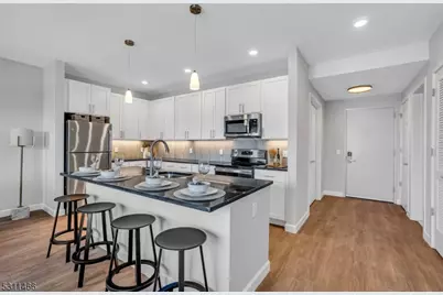 2003 Morris Ave #201, Union Township, NJ 07083 - Photo 1