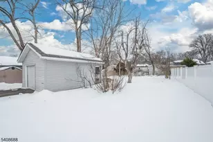 204 E Lindsley Rd, Cedar Grove, NJ 07009 - Photo 19