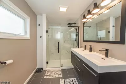 204 E Lindsley Rd, Cedar Grove, NJ 07009 - Photo 11