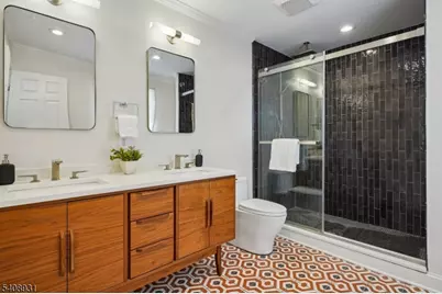 425 Wyoming Ave, Millburn, NJ 07041 - Photo 25