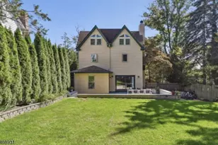 425 Wyoming Ave, Millburn, NJ 07041 - Photo 47