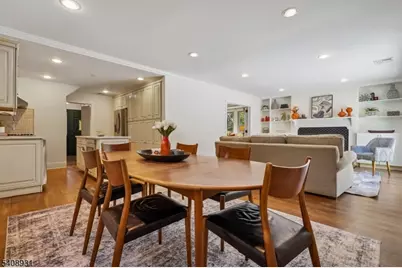 425 Wyoming Ave, Millburn, NJ 07041 - Photo 17