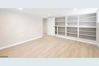 36 Cortland Pl #A, Tenafly, NJ 07670 - Photo 5