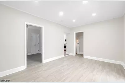 36 Cortland Pl #A, Tenafly, NJ 07670 - Photo 11