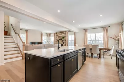 37 Esposito Ln, Roxbury Township, NJ 07850 - Photo 9