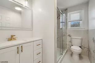 33 Sycamore Dr, Burlington Twp., NJ 08016 - Photo 11