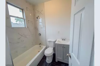 624 S 19th St, Newark, NJ 07103 - Photo 31
