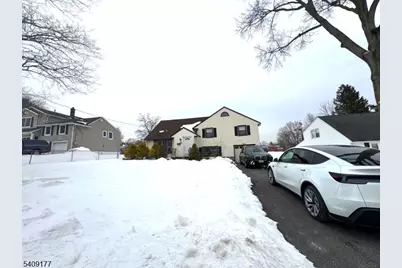 94 Belmont Dr, Livingston, NJ 07039 - Photo 1