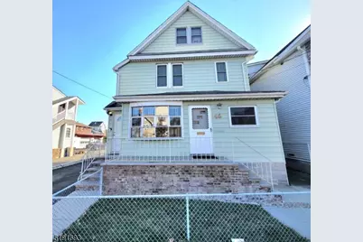 48 Stuyvesant Ave #1, Lyndhurst Township, NJ 07071 - Photo 1