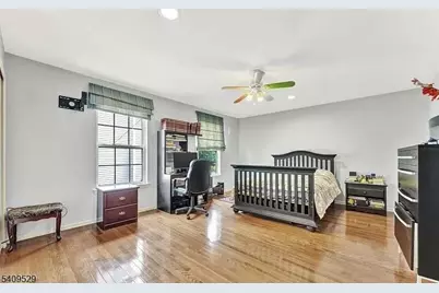 692 Skyline Dr, Jefferson Township, NJ 07849 - Photo 19
