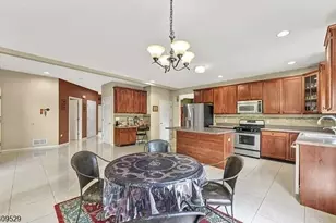 692 Skyline Dr, Jefferson Township, NJ 07849 - Photo 11