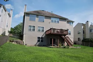 692 Skyline Dr, Jefferson Township, NJ 07849 - Photo 5
