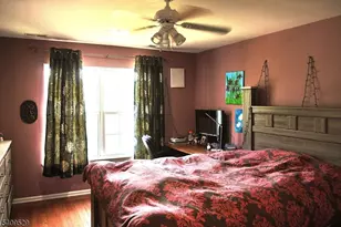 692 Skyline Dr, Jefferson Township, NJ 07849 - Photo 9