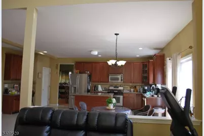 692 Skyline Dr, Jefferson Township, NJ 07849 - Photo 19