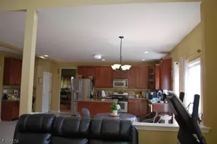 692 Skyline Dr, Jefferson Township, NJ 07849 - Photo 19