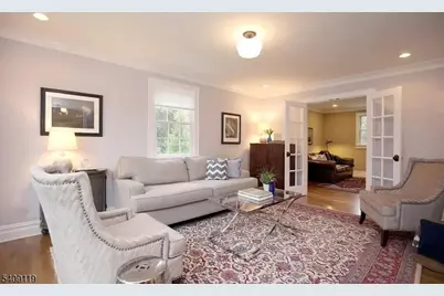 15 Canterbury Ln, Millburn, NJ 07078 - Photo 3