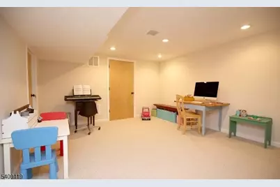 15 Canterbury Ln, Millburn, NJ 07078 - Photo 21