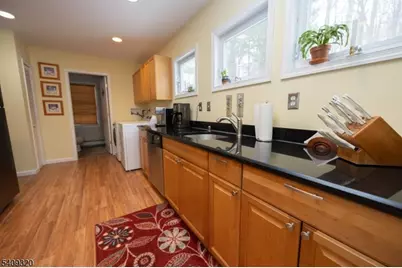 64 Hilltop Trl, Sparta Township, NJ 07871 - Photo 15