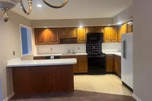 599 Apache Ct, Mahwah, NJ 07430 - Photo 5