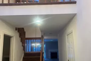 599 Apache Ct, Mahwah, NJ 07430 - Photo 3