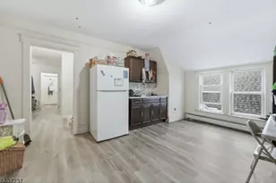 747 S 10th St, Newark, NJ 07108 - Photo 23