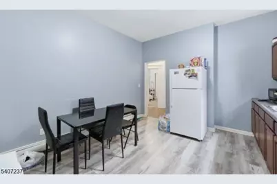 747 South 10th St, Newark, NJ 07108 - Photo 15