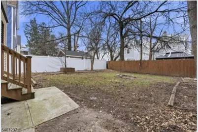 747 South 10th St, Newark, NJ 07108 - Photo 27