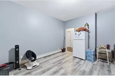 747 South 10th St, Newark, NJ 07108 - Photo 11