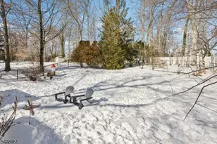 27 Archung Rd, Wayne, NJ 07470 - Photo 31