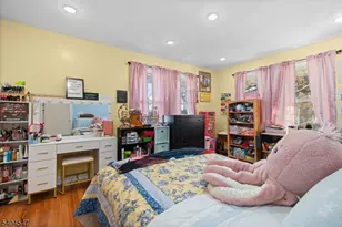 53 Park St, Ridgefield, NJ 07660 - Photo 13