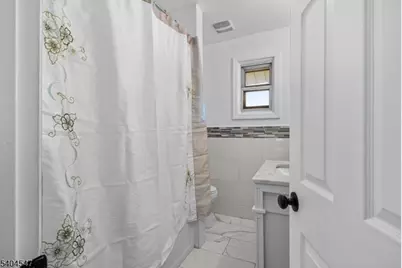 53 Park St, Ridgefield, NJ 07660 - Photo 17