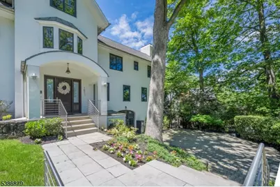 60 Fernwood Rd, Summit, NJ 07901 - Photo 43