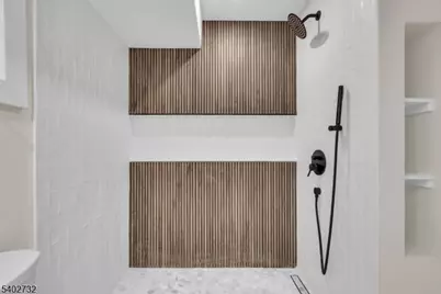 183 Winifred Dr, Totowa, NJ 07512 - Photo 15