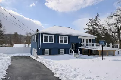 1016 Washington Valley Rd, Bridgewater, NJ 08807 - Photo 1