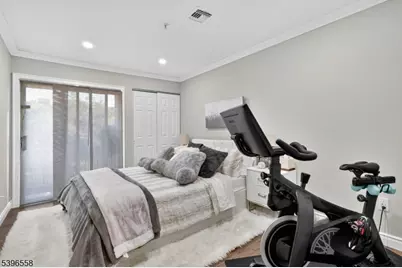 20 McChesney Ct, West Orange Township, NJ 07052 - Photo 9