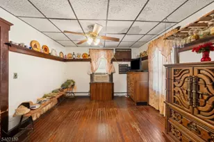 540 E 3rd Ave, Roselle, NJ 07203 - Photo 9