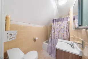 540 E 3rd Ave, Roselle, NJ 07203 - Photo 17