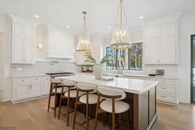 54 Midwood Ter, Madison, NJ 07940 - Photo 5