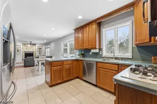 105 Stephen Way, Hillsborough Township, NJ 08844 - Photo 9