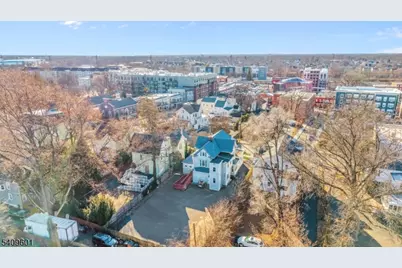 305 E High St, Bound Brook, NJ 08805 - Photo 23