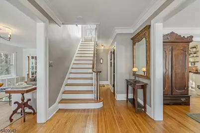 33 Warren Ct, South Orange, NJ 07079 - Photo 5