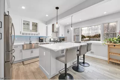 96 Orchard Dr, Clifton, NJ 07012 - Photo 7