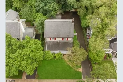 72 Meadowbrook Rd, Millburn, NJ 07078 - Photo 19