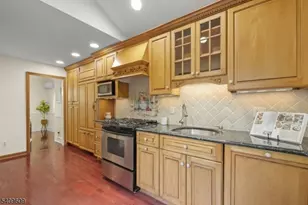 72 Meadowbrook Rd, Millburn, NJ 07078 - Photo 5