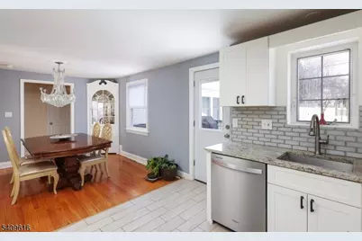 1841 Cider Mill Rd, Union Township, NJ 07083 - Photo 11