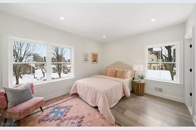 28 Irving St, Montclair, NJ 07042 - Photo 21