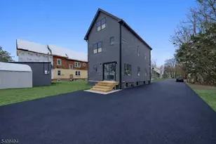 28 Irving St, Montclair, NJ 07042 - Photo 25