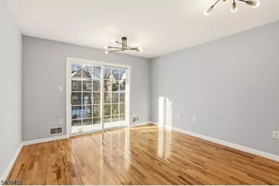 884 S 17th St, Newark, NJ 07108 - Photo 11