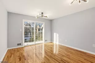 884 S 17th St, Newark, NJ 07108 - Photo 11